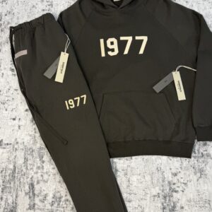 FOG ESSENTIALS - 1977 Iron Black